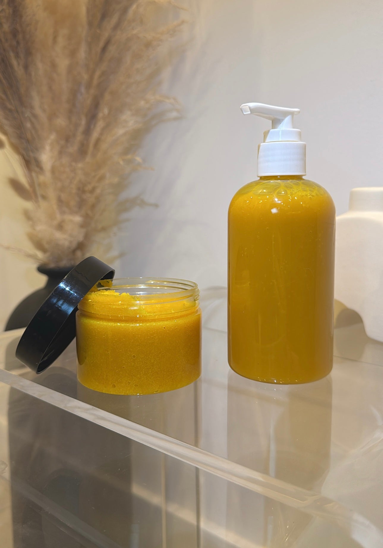 🌼 Douche Éclaircissante Naturelle Carotte & Curcuma